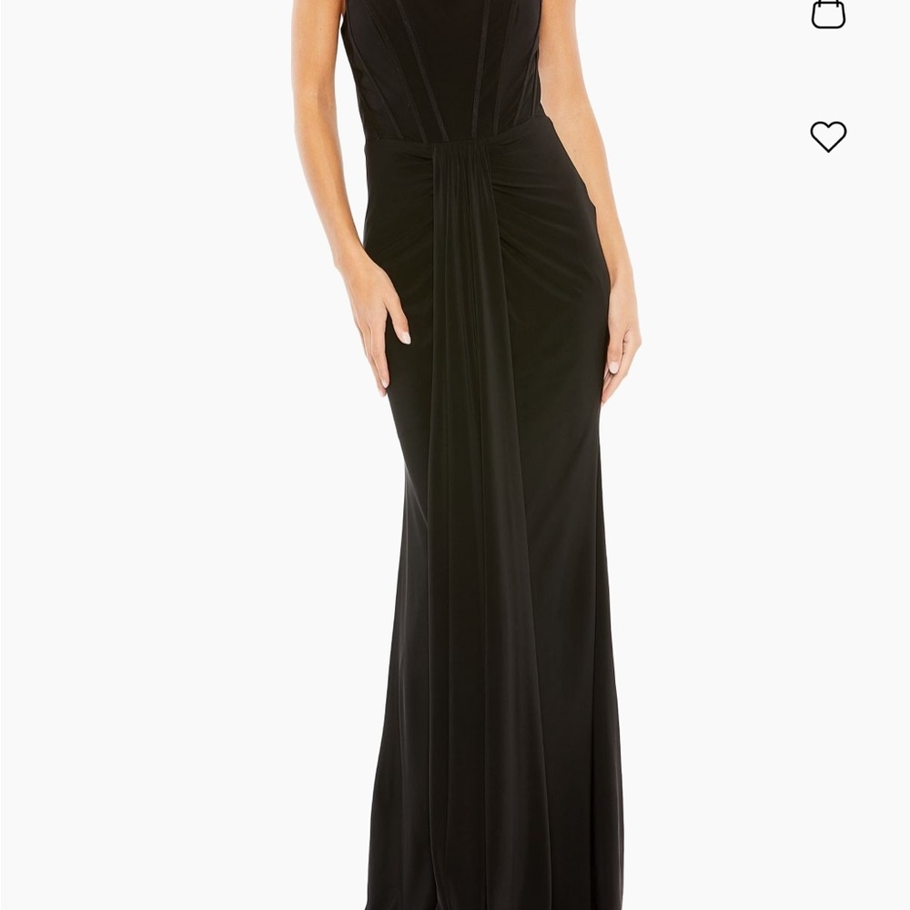 Elegant Black Evening Gown